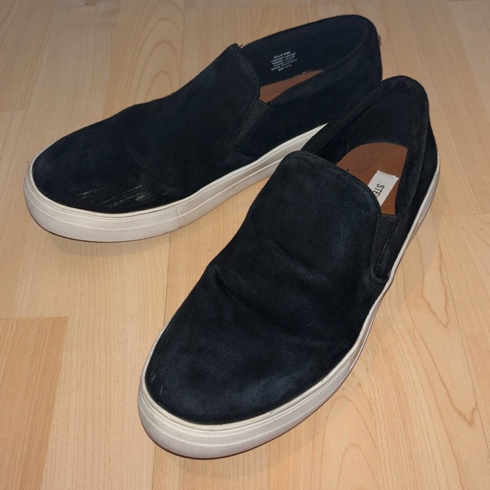 Steve Madden Slip on shoes